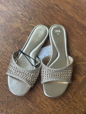 Zara Gold Braided Flat Leather Slides Sandals Size 37/6.5